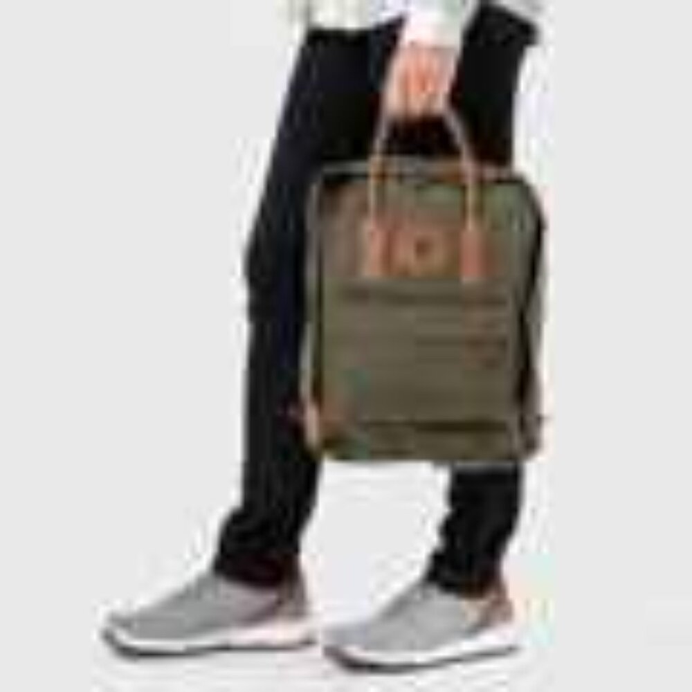 NWT: FJALLRAVEN Kanken No. 2 Backpack - Picture 4 of 10